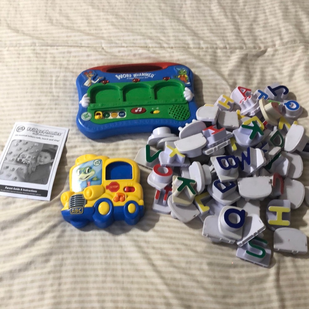 Word warmer and fridge phonics toy